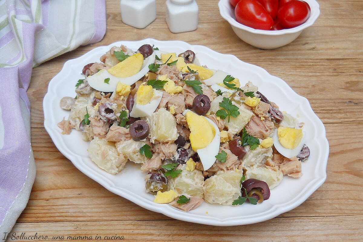 Ensalada de patatas con atún