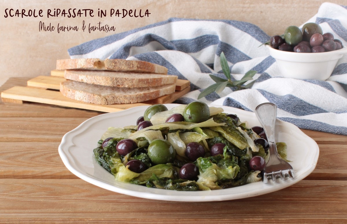 Escarolas salteadas en sartén