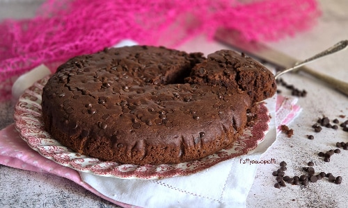 Tarta de cacao sin lactosa, huevos y mantequilla