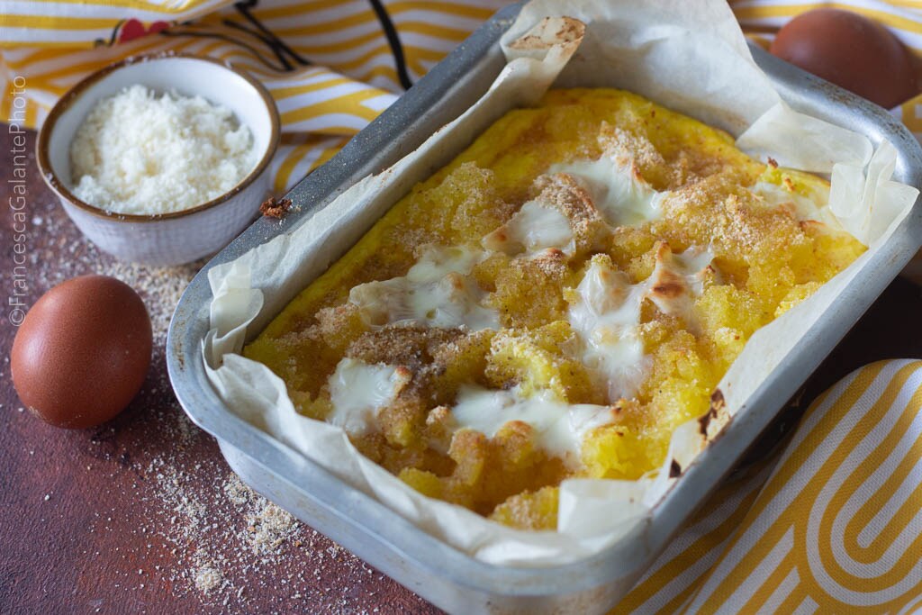 Frittata al horno con migas de patatas