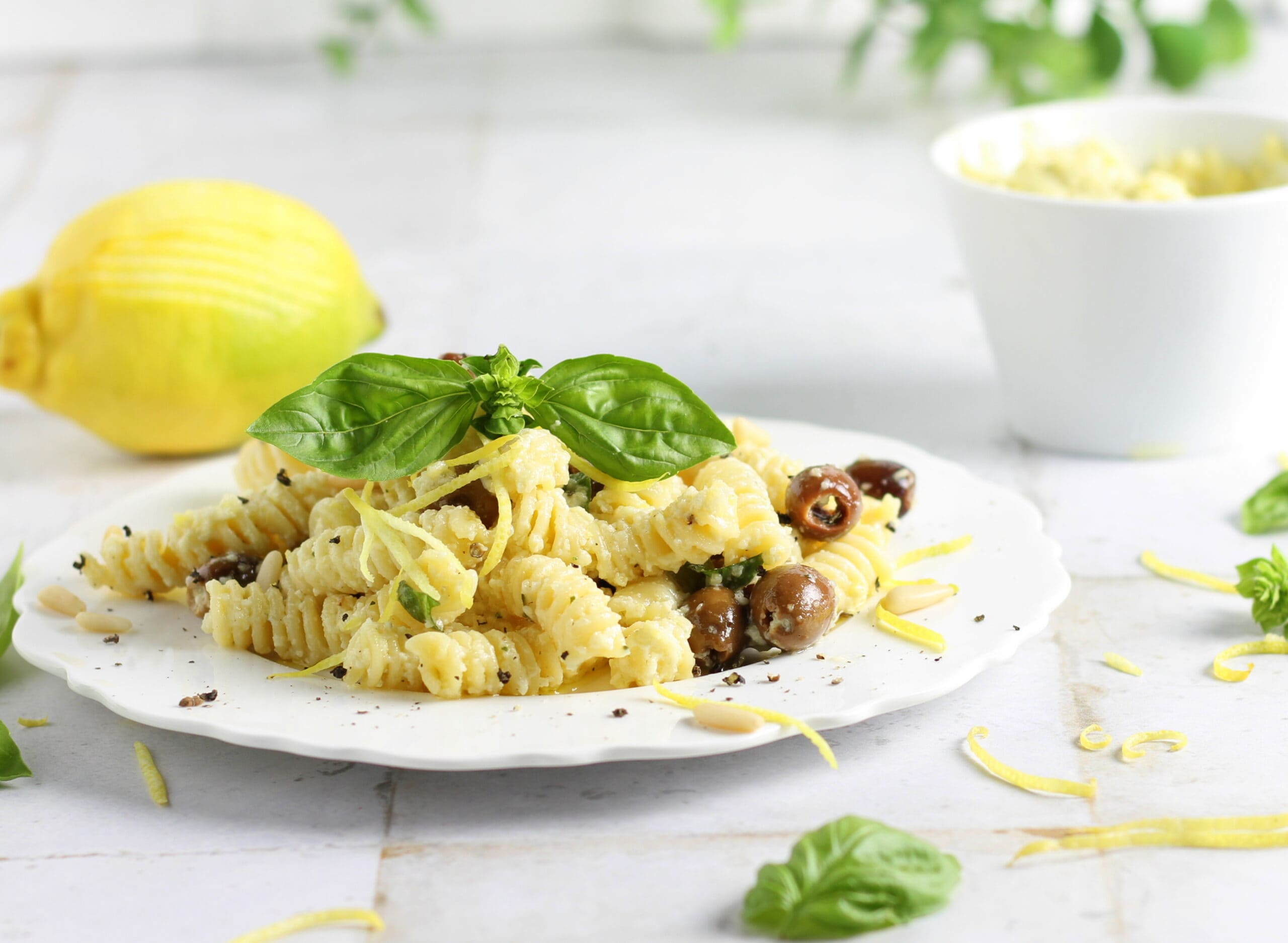 Fusilli de verano con pesto de limón