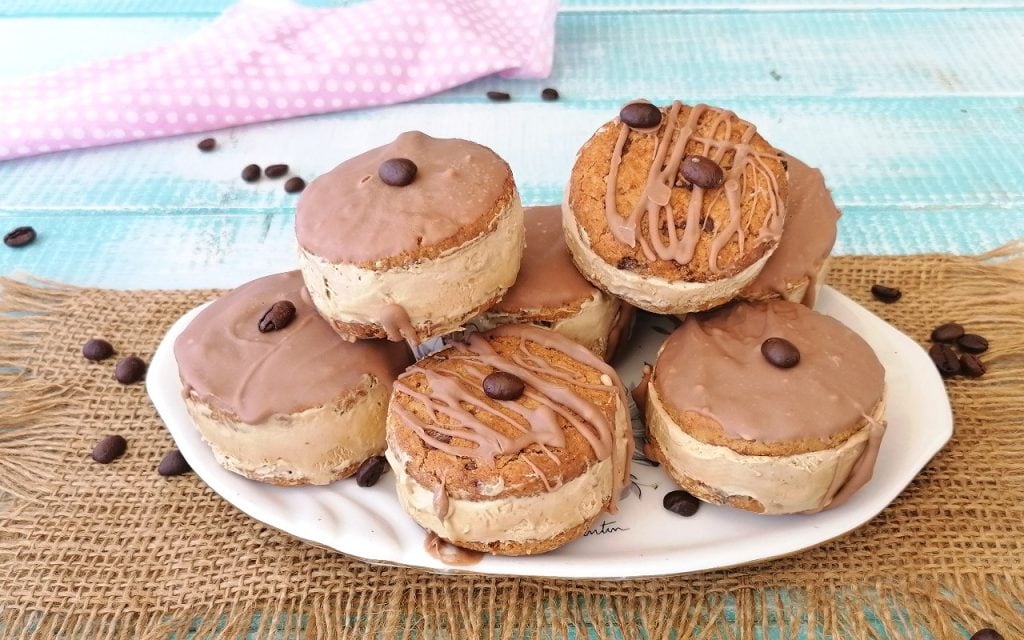 galleta-de-helado-de-café