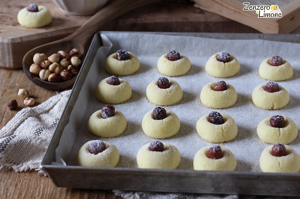 Galletas con harina de arroz y avellanas