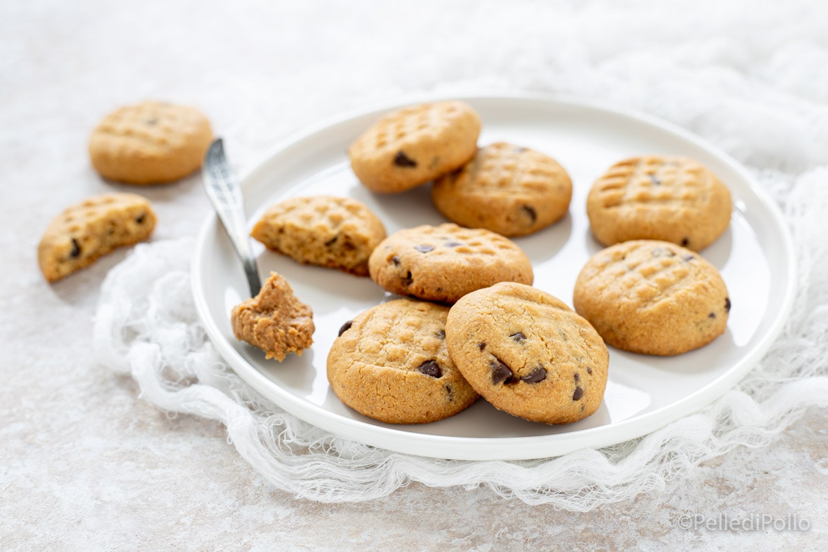 Galletas de mantequilla de cacahuete con chocolate
