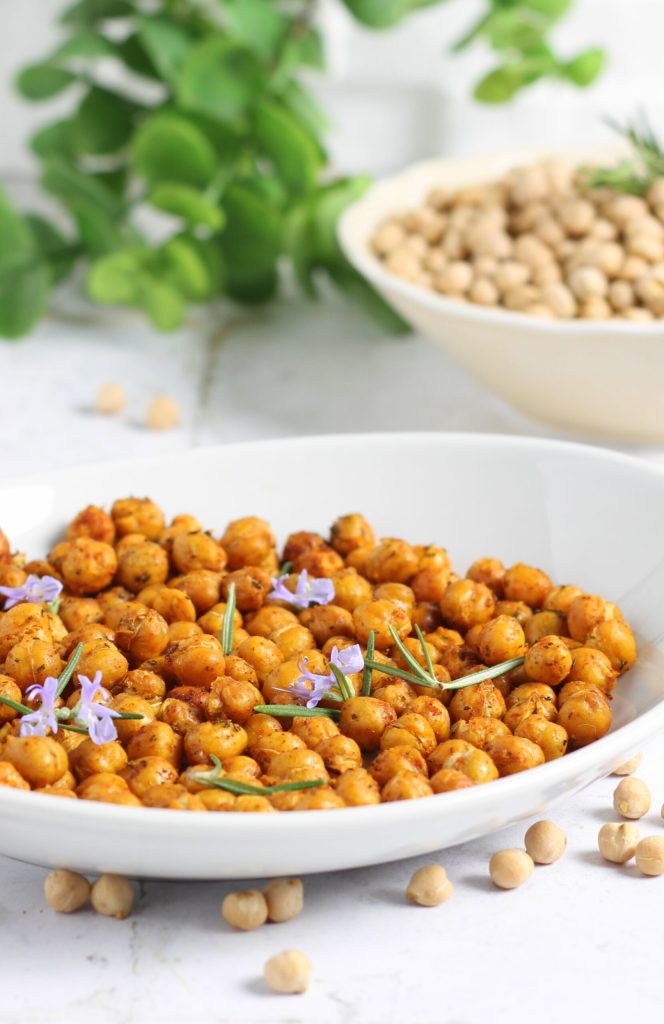 Garbanzos crujientes con pimentón y romero