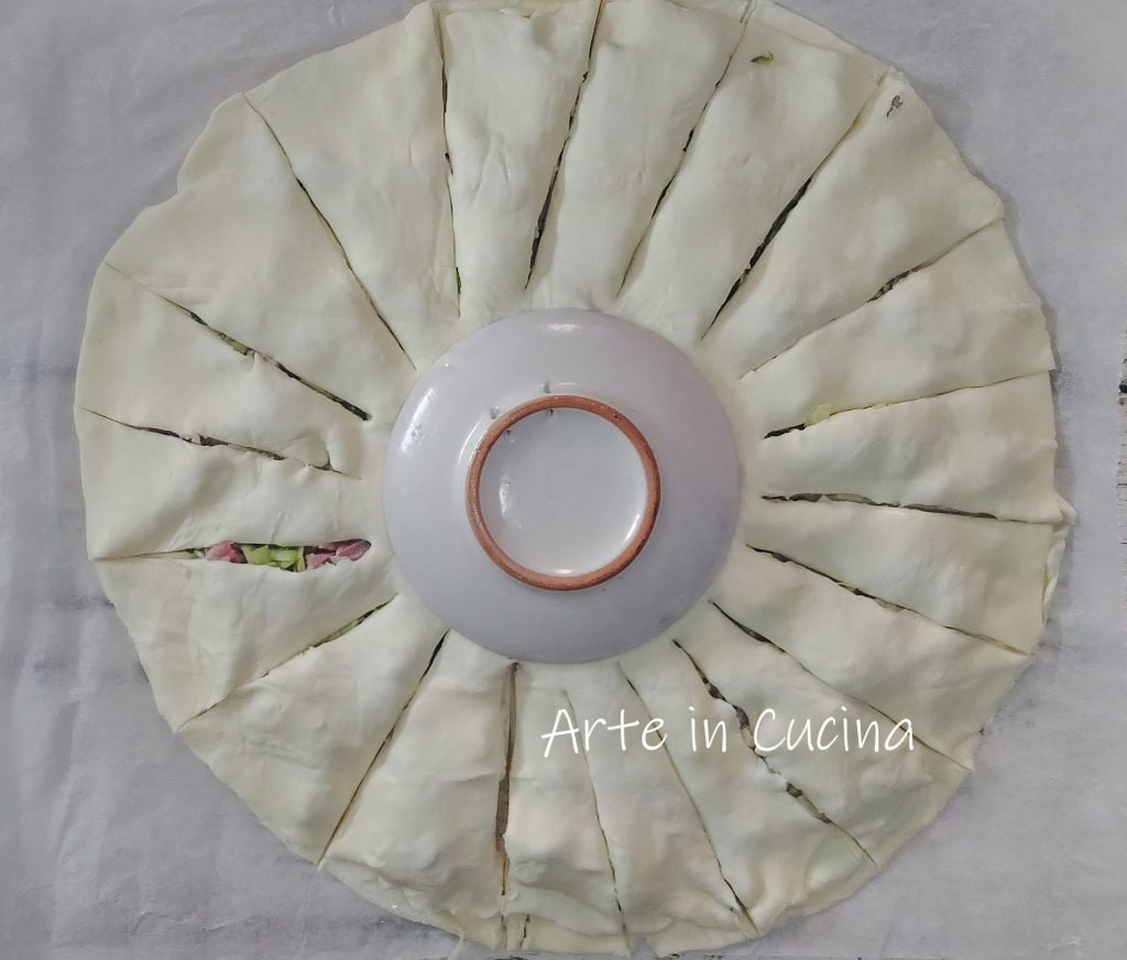 GIRASOL de HOJALDRE con BACON y calabacín