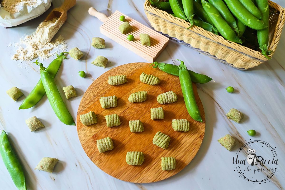 Gnocchi integrales con cáscaras de guisantes. Con 3 ingredientes sin huevos.