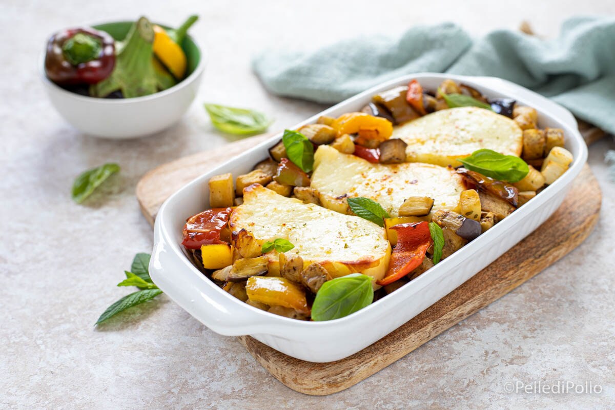 Halloumi con verduras al horno