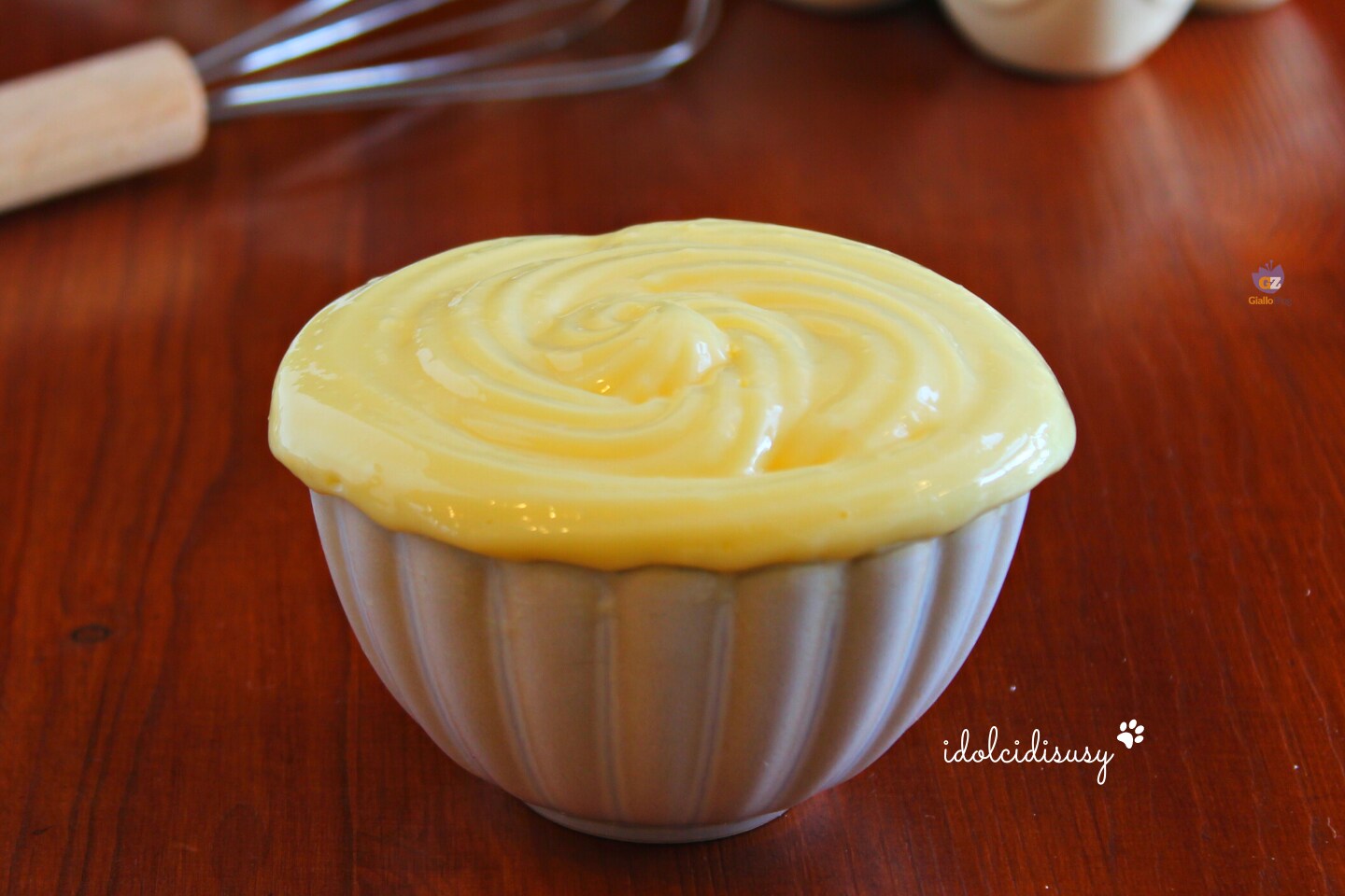Crema pastelera rápida en Bimby: ¡lista en pocos minutos!