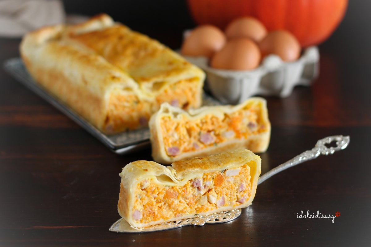 Plumcake salado de hojaldre con calabaza y panceta
