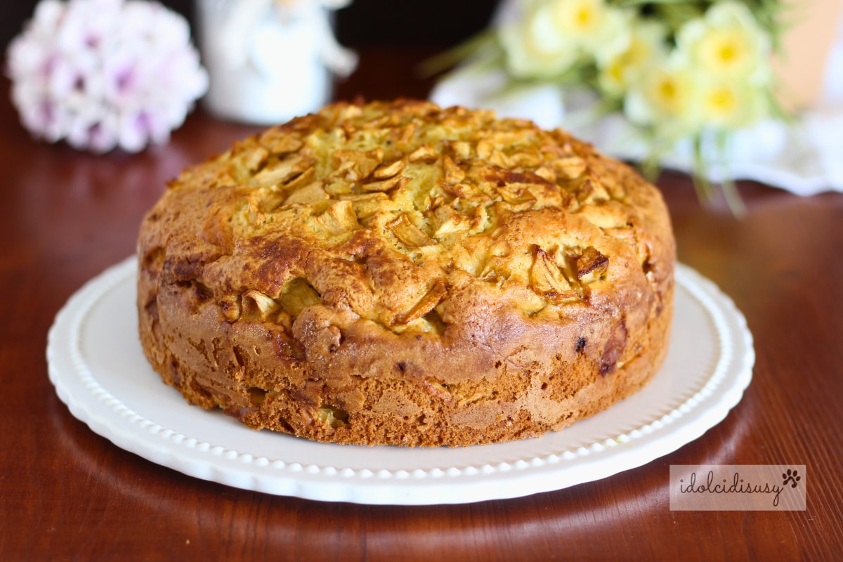 Tarta de manzana de la abuela esponjosa y fácil