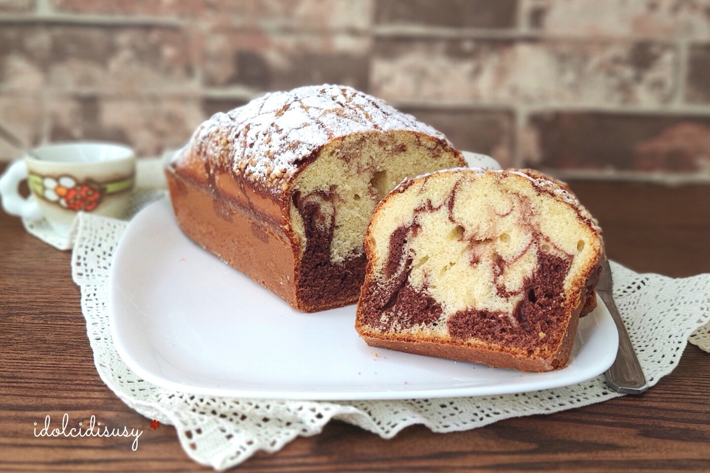 Plumcake suave marmolado