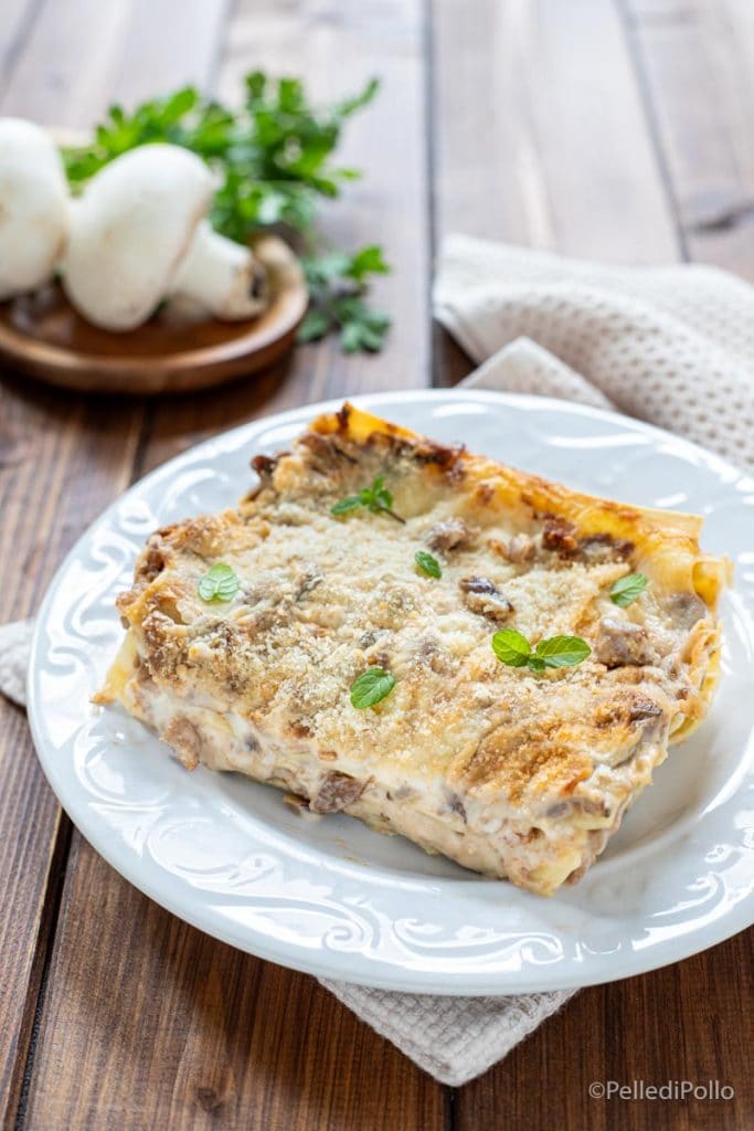 lasaña con salchicha y setas