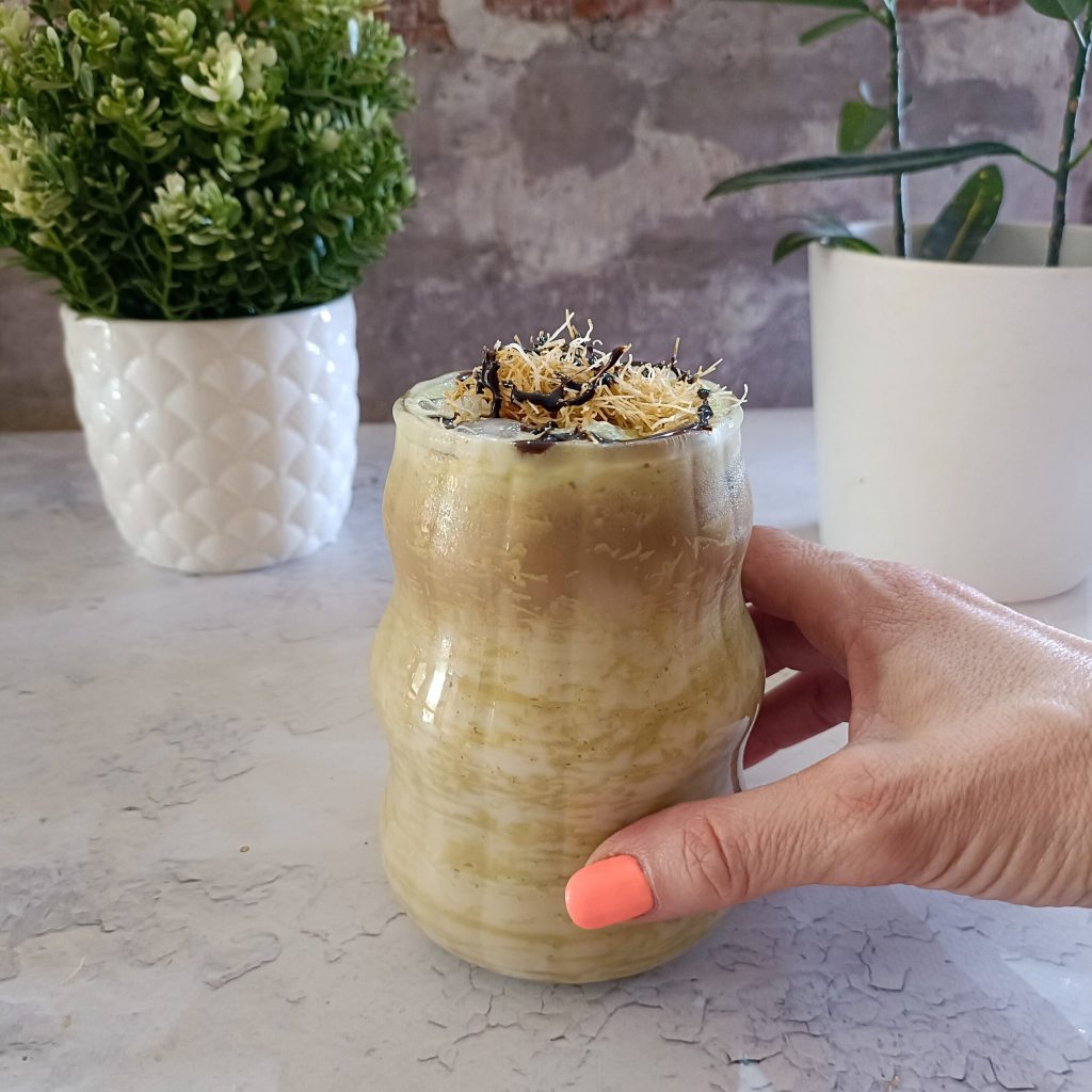 Leche fría de pistacho