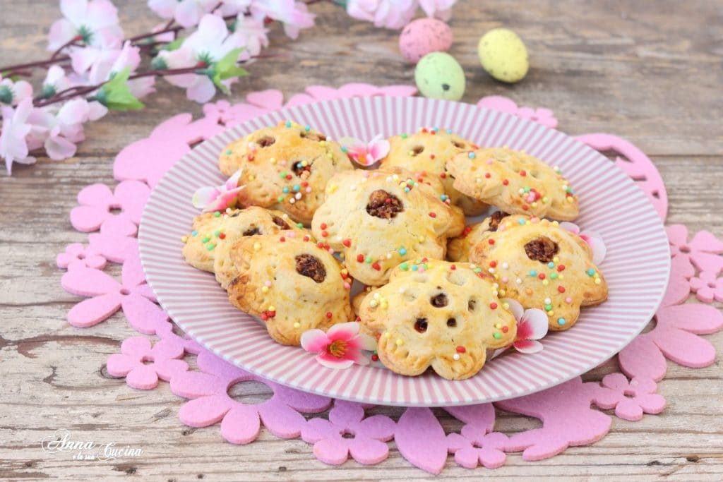 Pitte pie dulces de Pascua calabresas