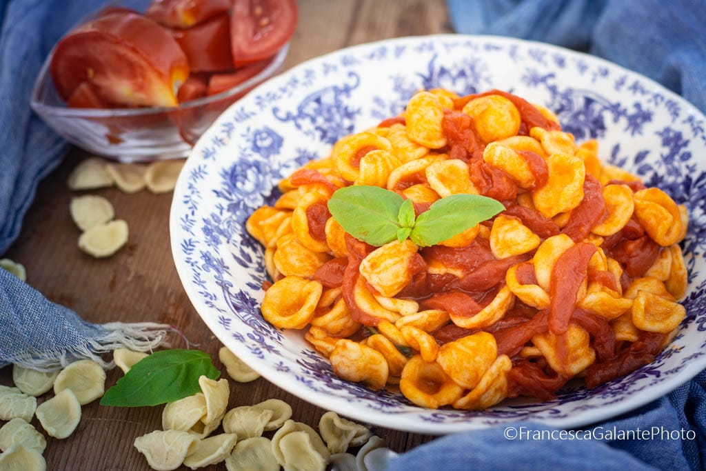 Orecchiette con tomate San Marzano fresco