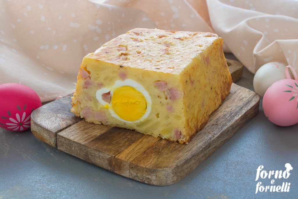 pastel de patatas y jamón al horno de Pascua