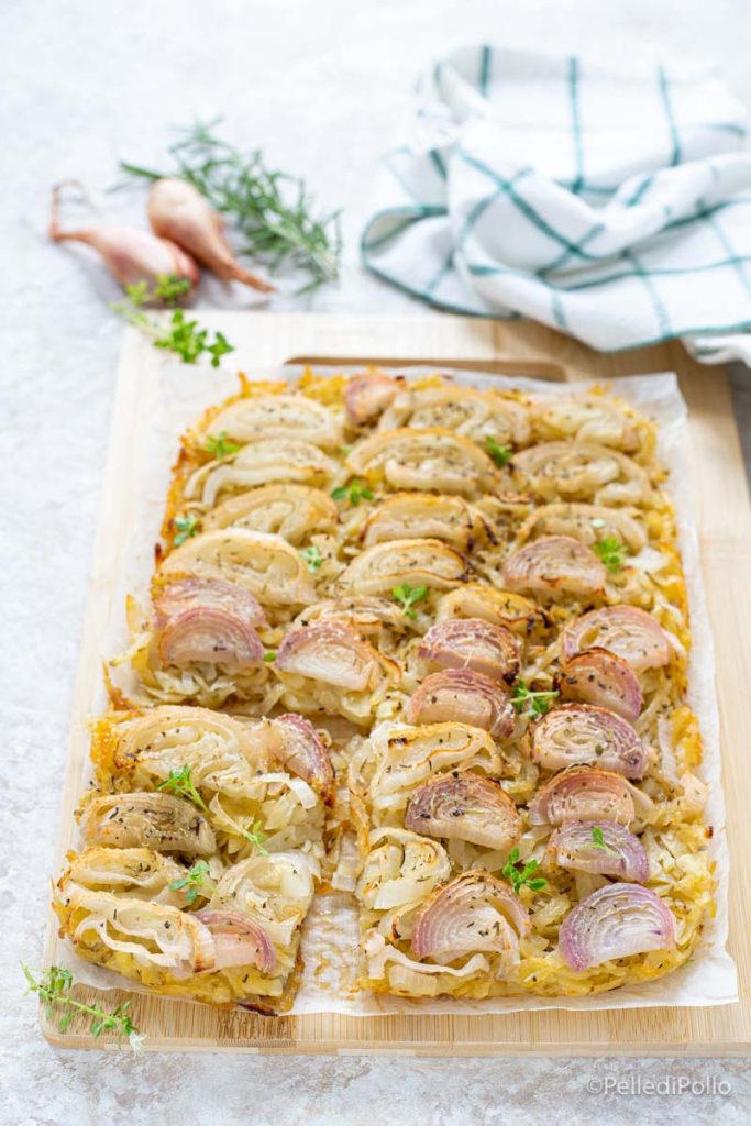patatas ralladas y cebollas al horno