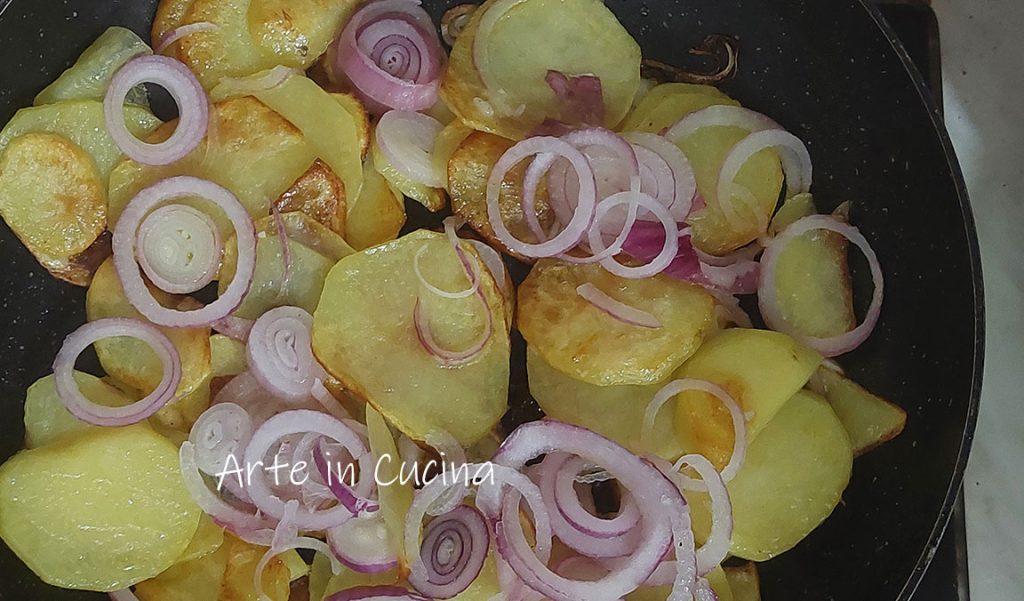 PATATAS MPACCHIUSE con cebolla
