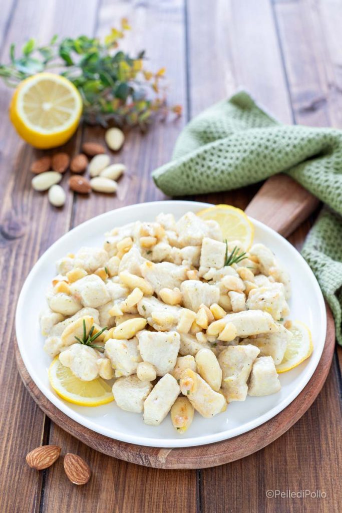 pollo con almendras limón y romero