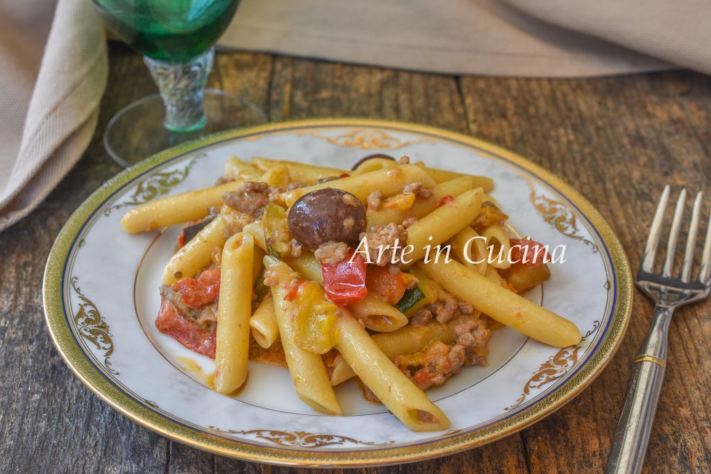 Penne al ragú de verduras y atún rápido