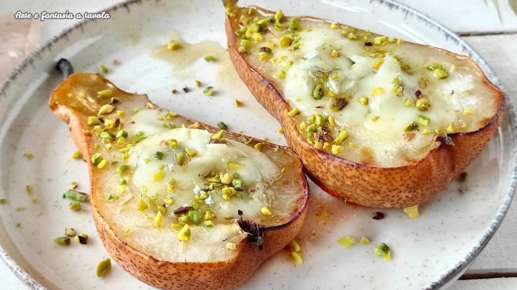 Peras al horno con Gorgonzola dulce