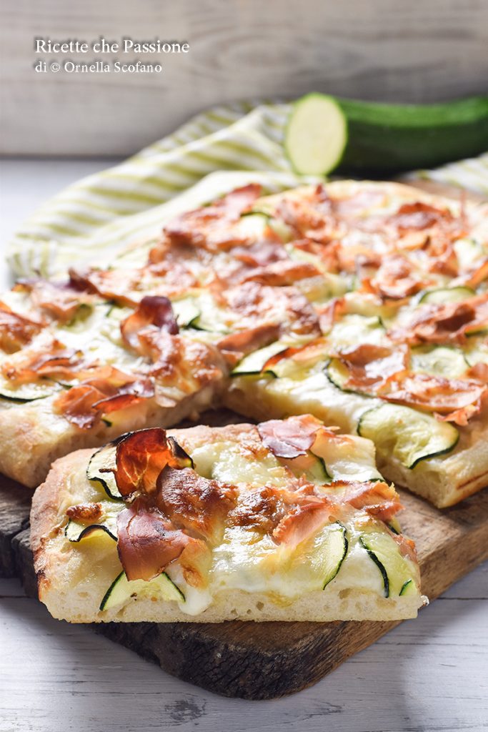 pizza perfecta pizza con calabacines speck y provola ahumada
