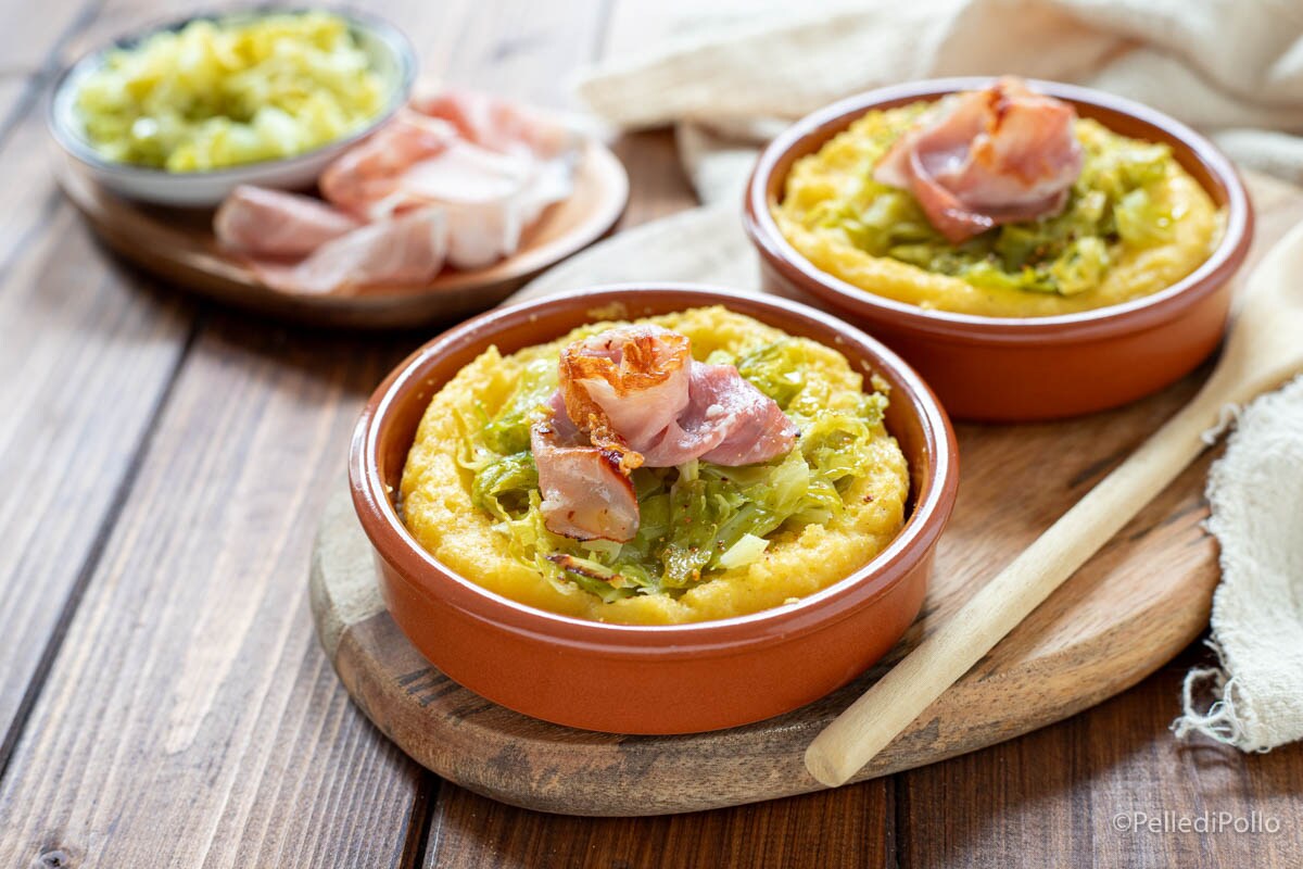 Polenta con col rizado y speck