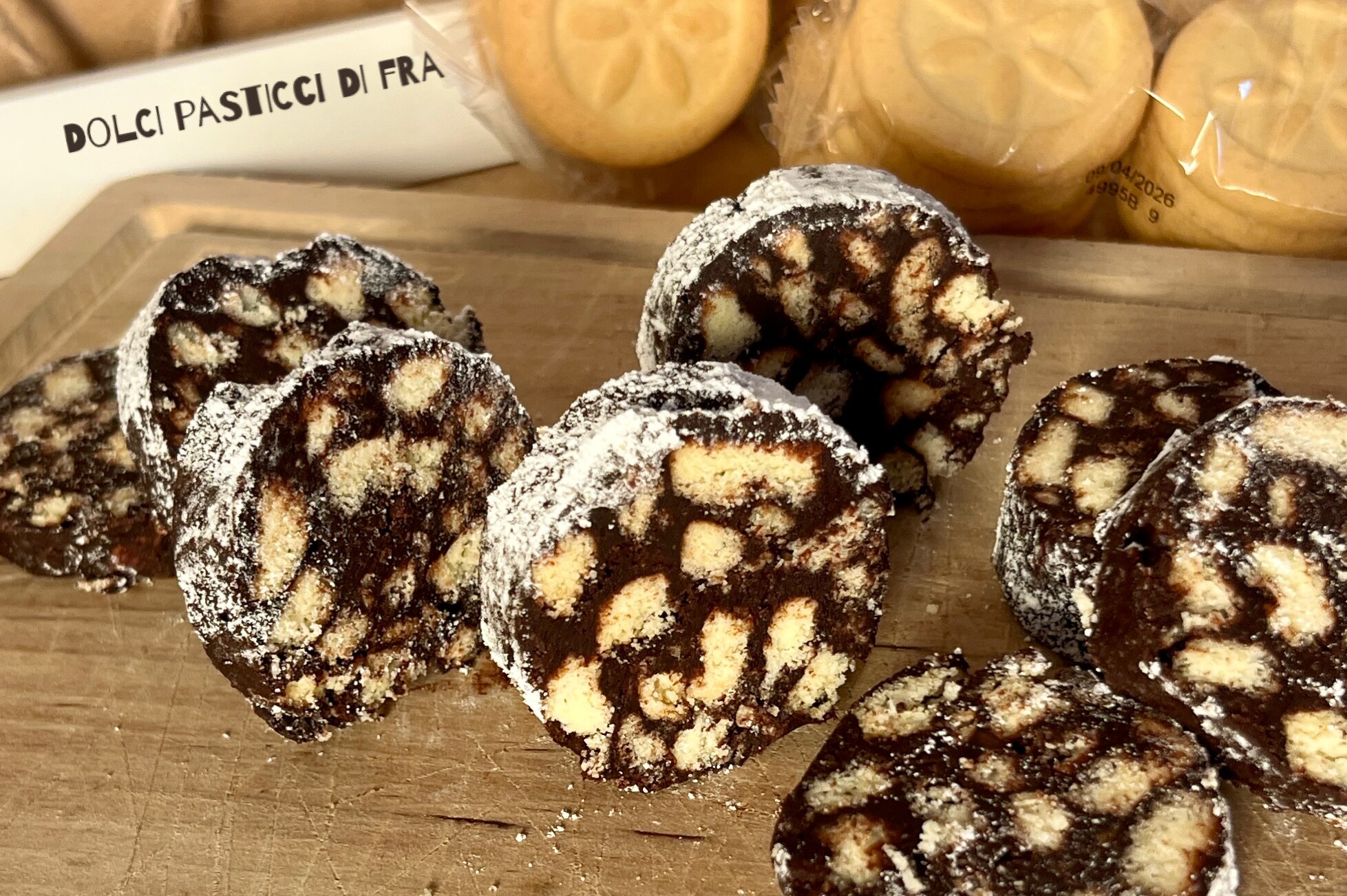 Salami de chocolate sin huevos y sin mantequilla