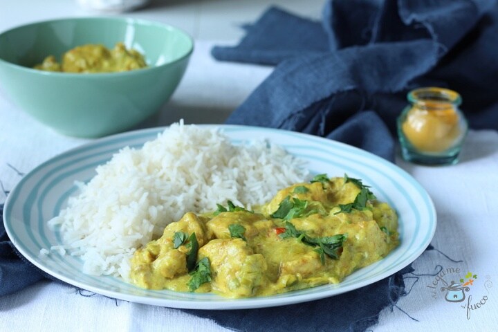 POLLO AL CURRY Y YOGUR GRIEGO