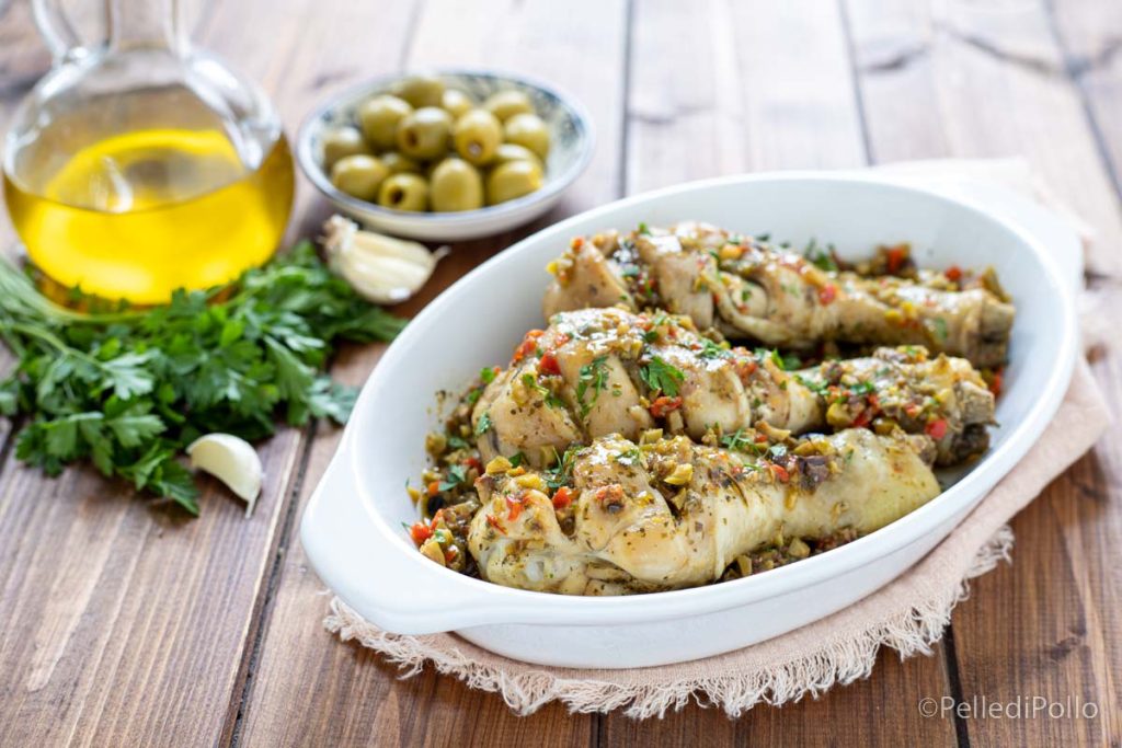 pollo en cazuela con aceitunas y alcaparras