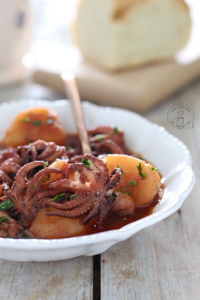 pulpos con patatas en salsa cocidos en la instant pot