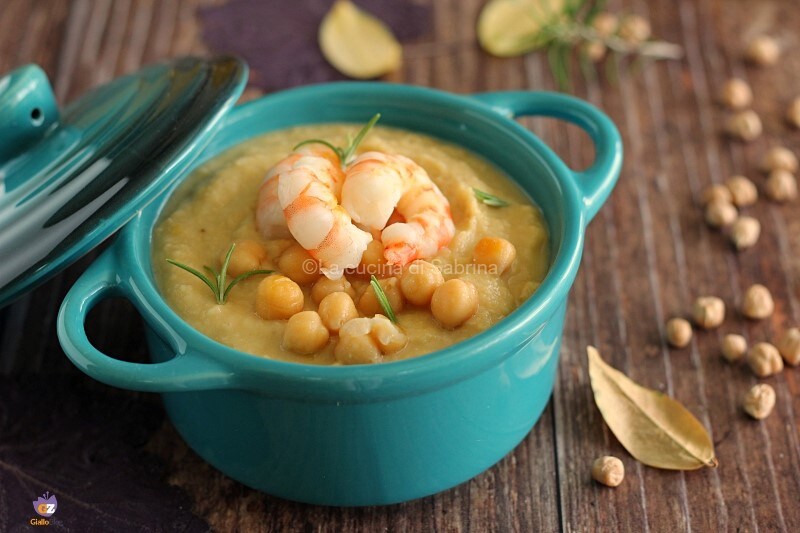 Puré de garbanzos y gambas