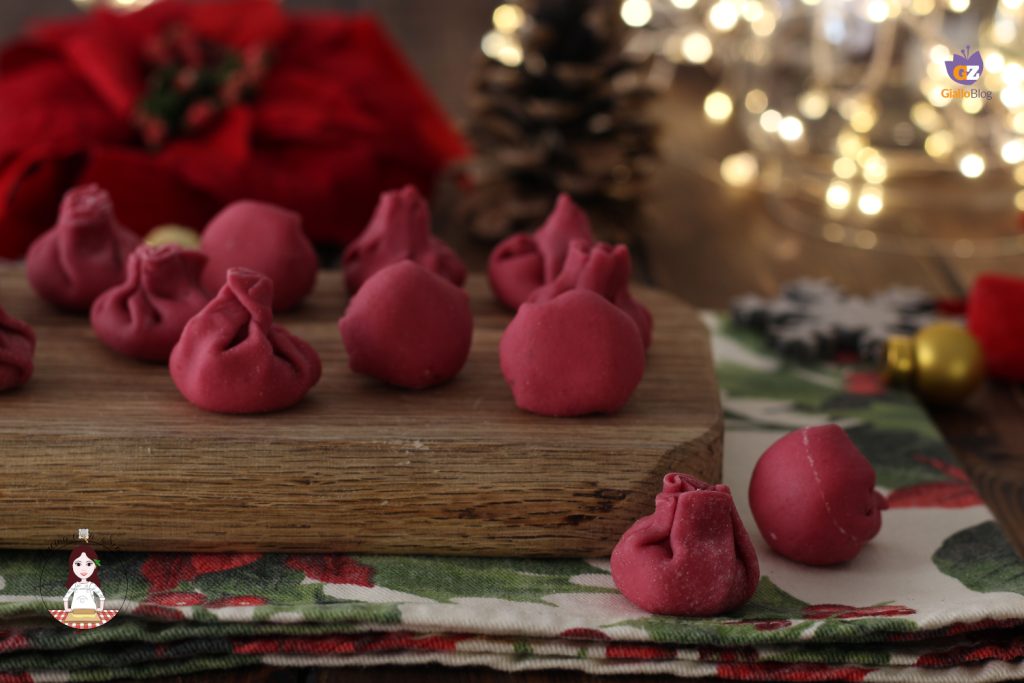 Raviolis bolas de Navidad