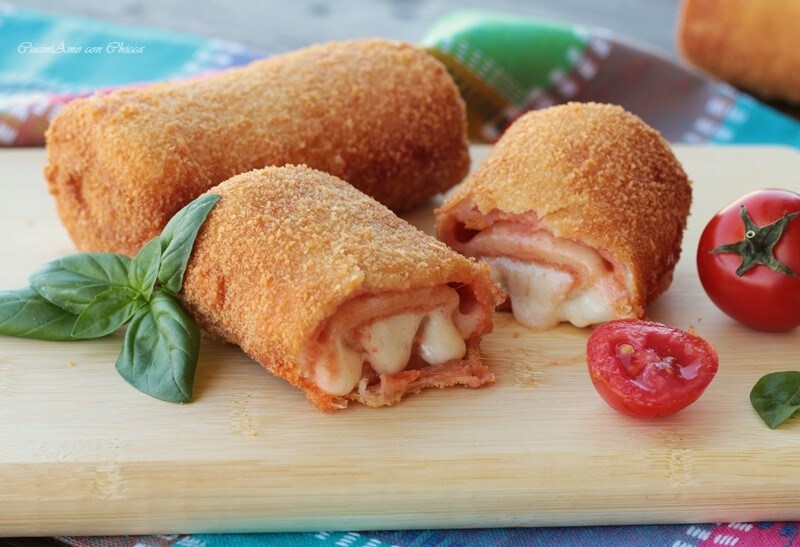 Rollitos de pan a la pizzaiola