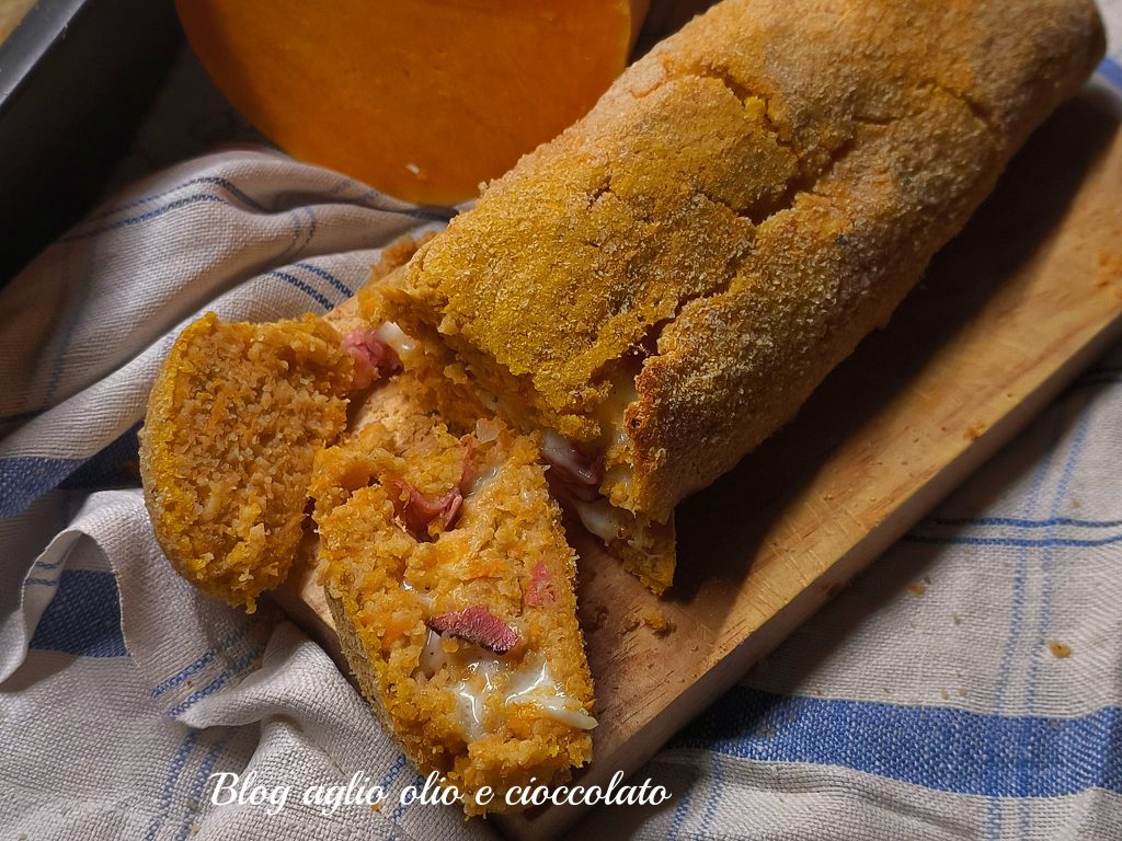 ROLLO DE CALABAZA CON QUESO SCAMORZA Y SPECK COCIDO EN FREIDORA DE AIRE RÁPIDO Y SENCILLO UNA RECETA COMPLETAMENTE OTOÑAL