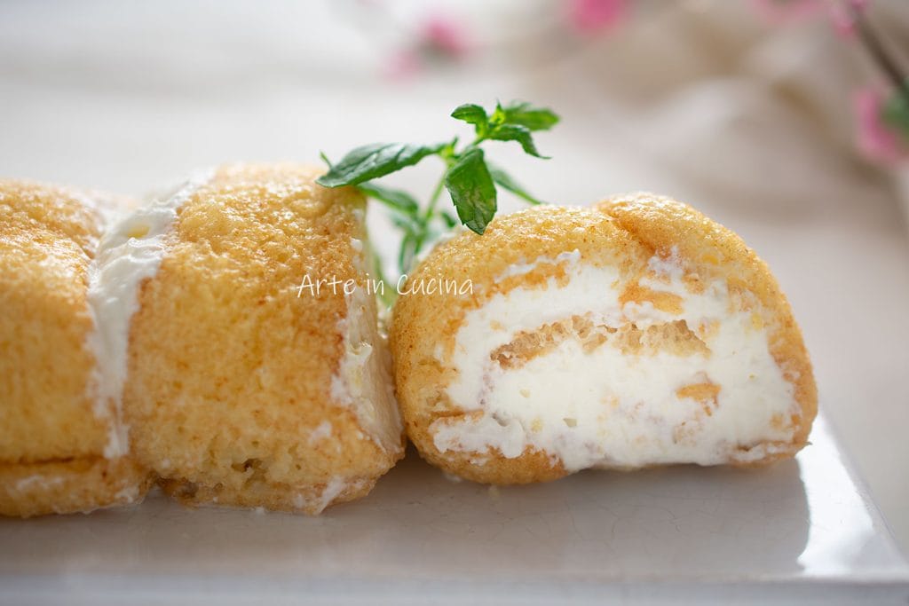 Rollo de pavesini con crema diplomática