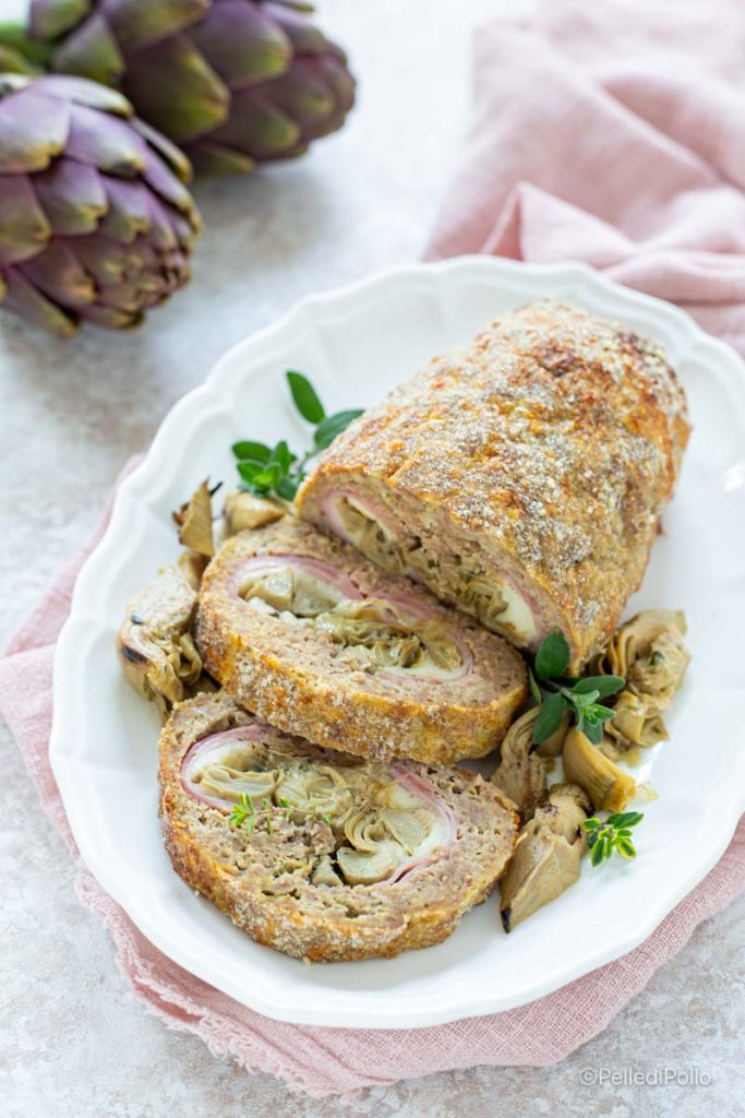 rollo de carne con alcachofas y jamón