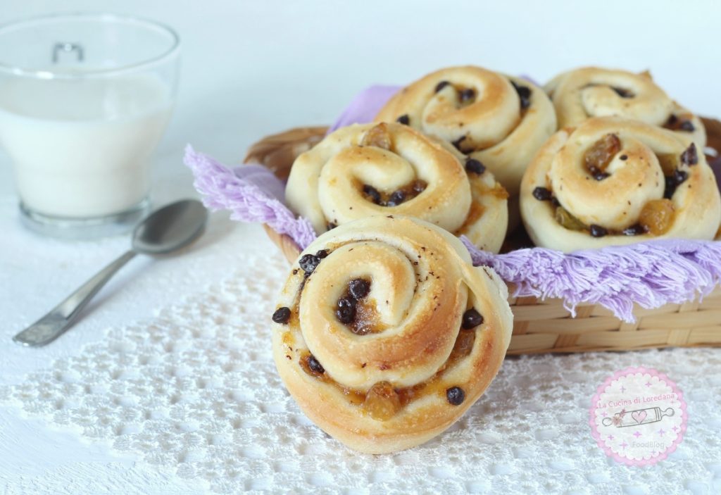 rollos de pasas y chocolate