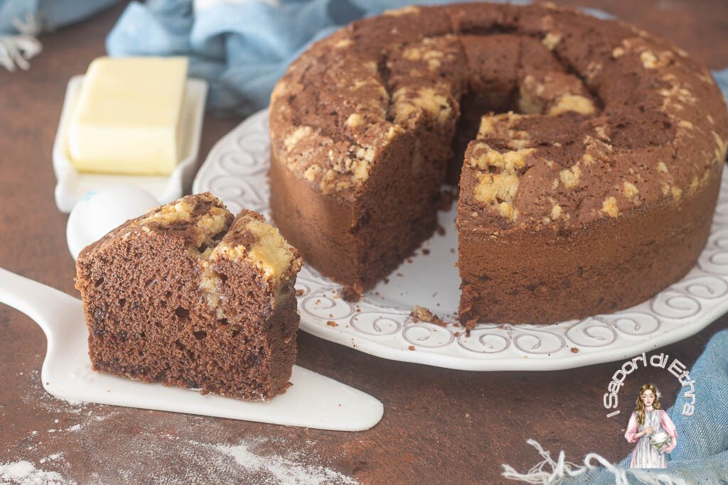 Rosca de chocolate con crumble de naranja