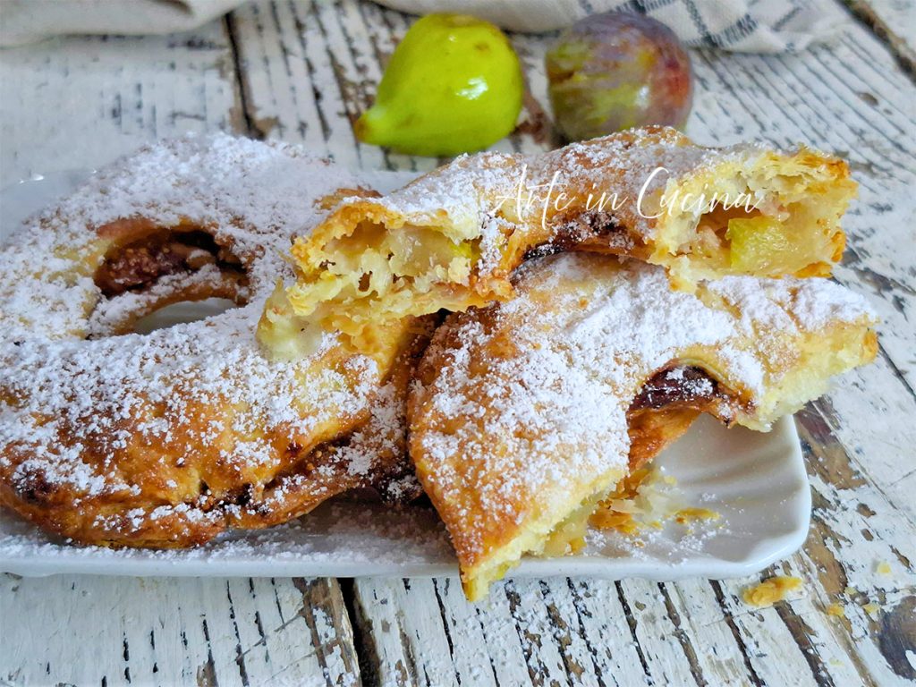 ROSQUILLAS de HOJALDRE con HIGOS y NUECES