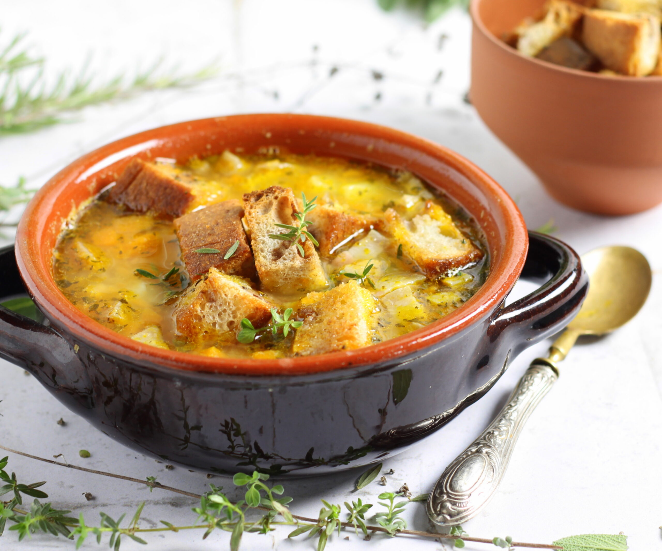 Sopa de garbanzos y calabaza en olla a presión