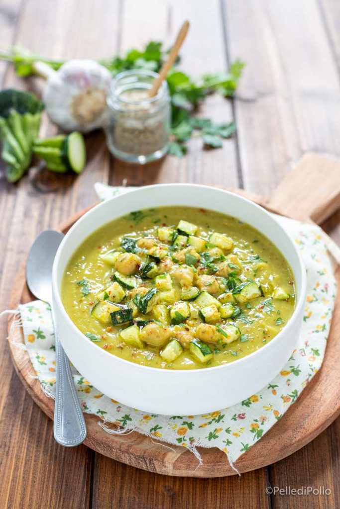 crema de garbanzos y calabacines al curry