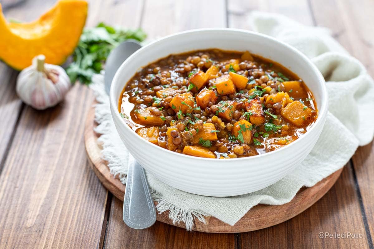 Sopa de lentejas y calabaza