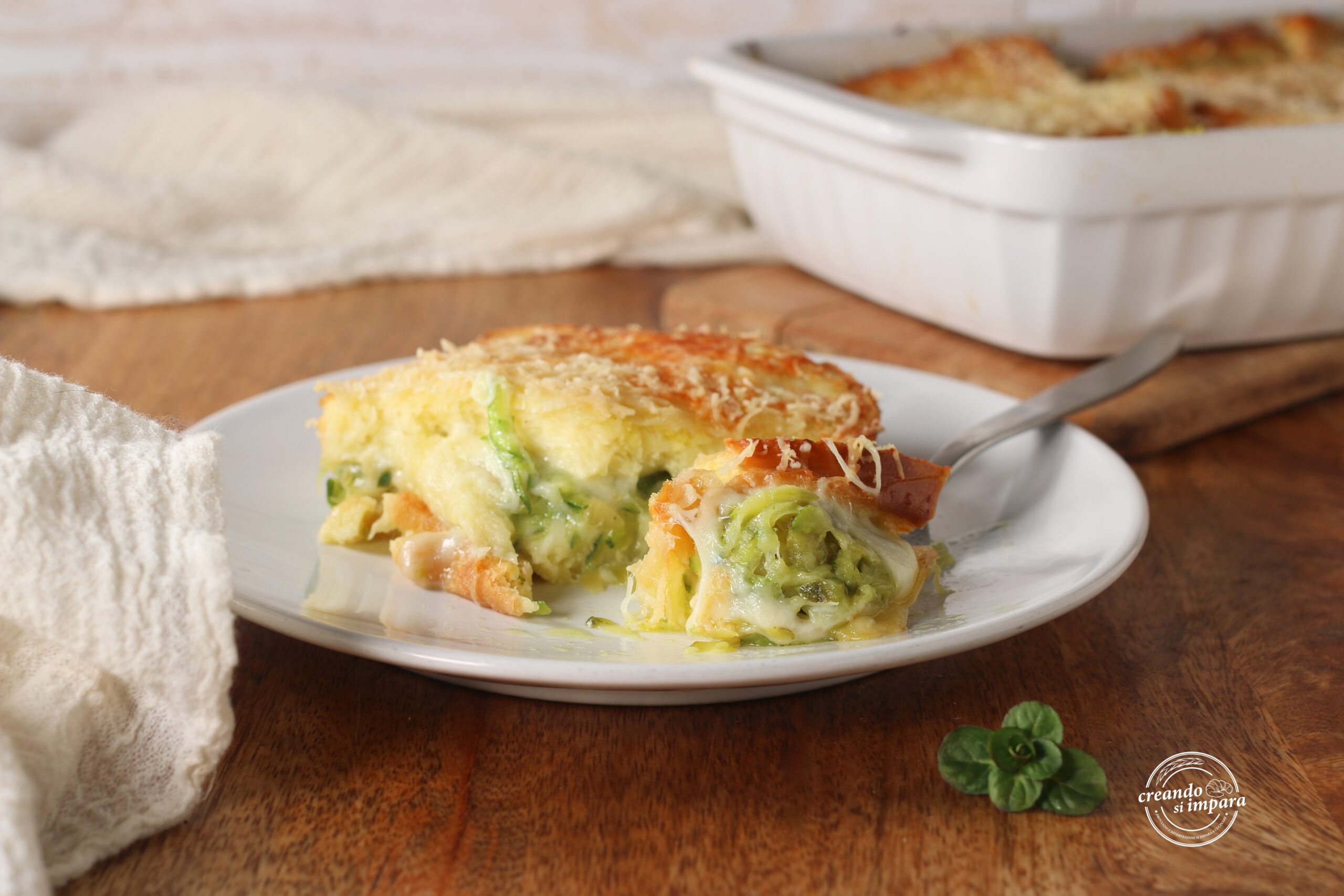 Tarta salada de pan y calabacines