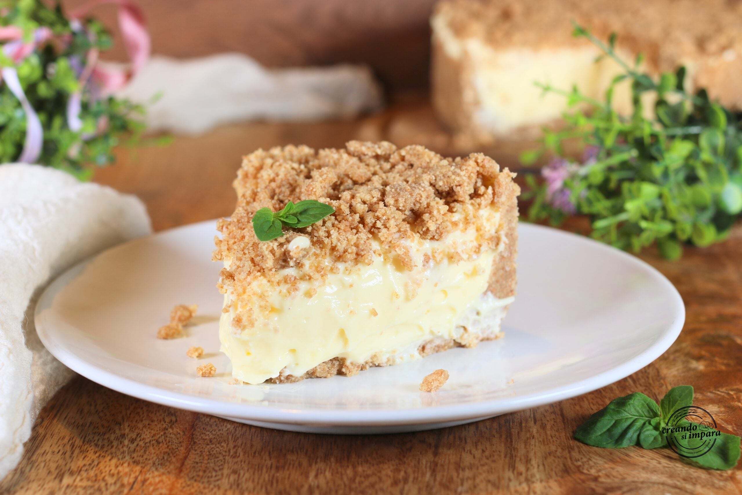 Tarta desmenuzada con crema pastelera de mascarpone