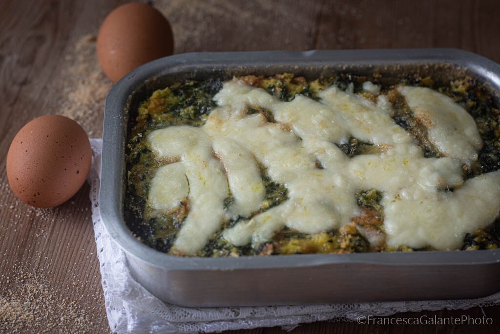 Tarta salada de espinacas rellena super fundente