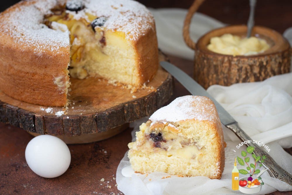 Tarta Nua con crema pastelera y guindas