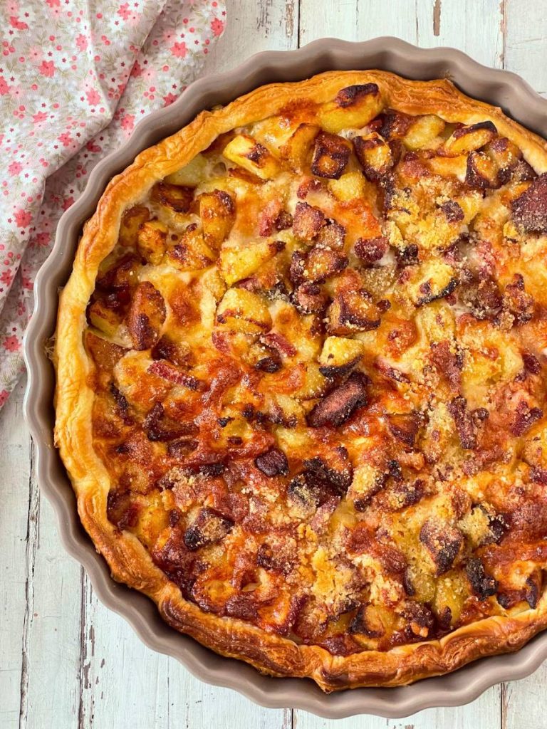 tarta salada con patatas y speck