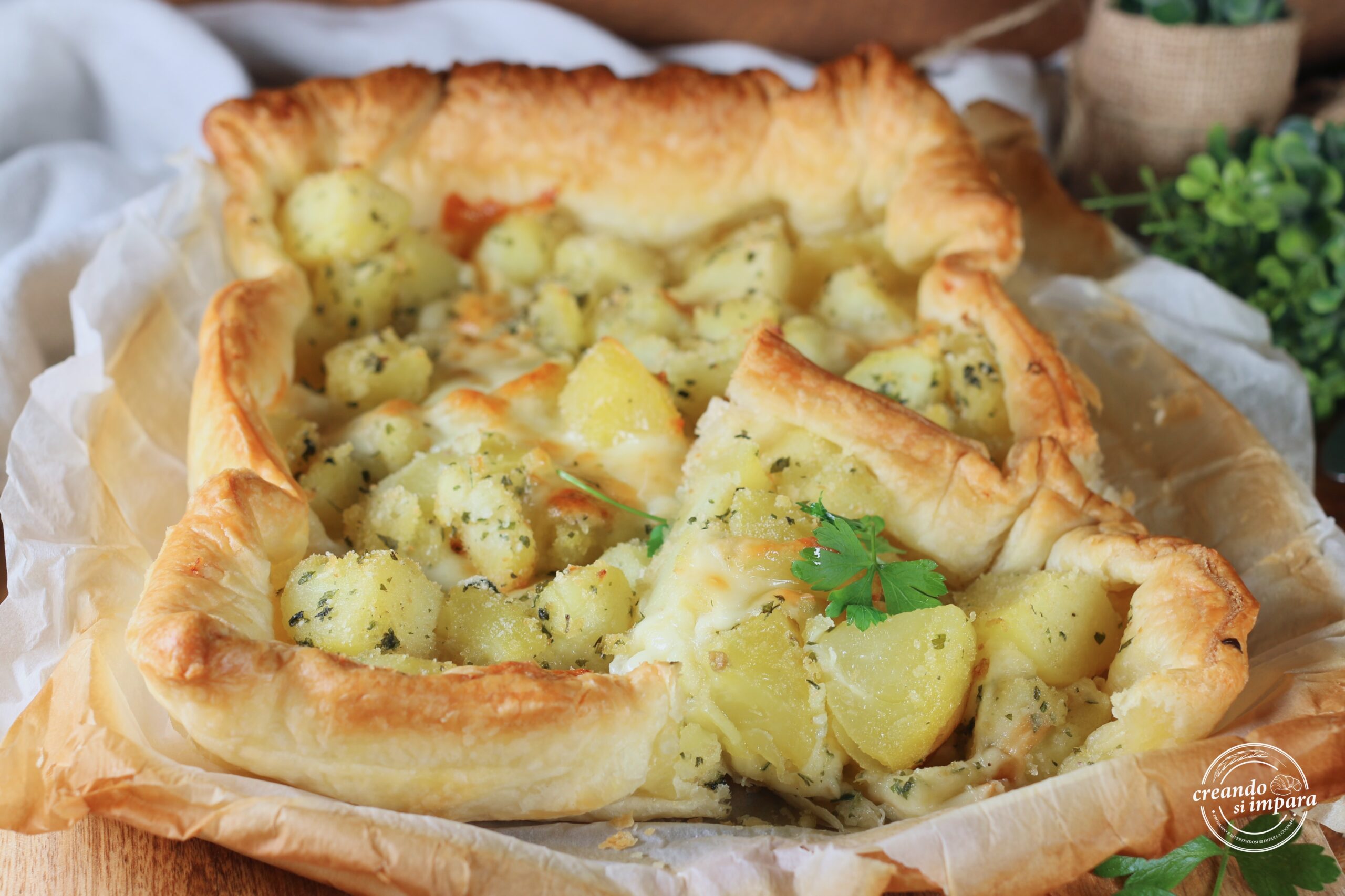 Tarta salada con patatas y asiago